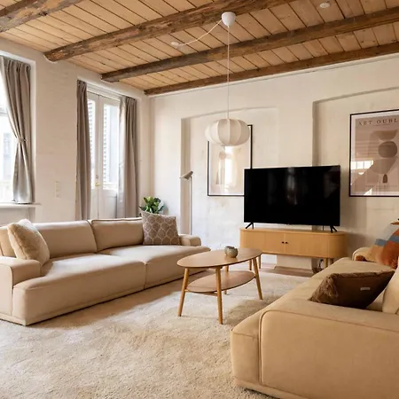 Charming 4br Duplex In Norrebro * Copenhagen