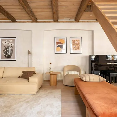 דירה Charming 4br Duplex In Norrebro קופנהגן