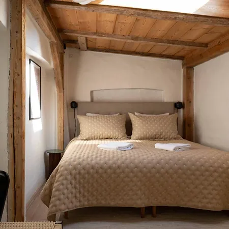 Charming 4br Duplex In Norrebro Apartment *