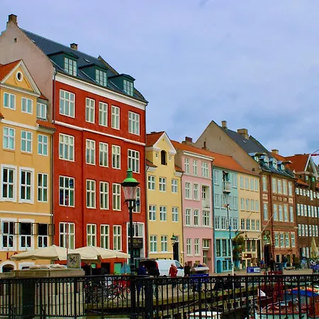 Charming 4br Duplex In Nørrebro Lejlighed *