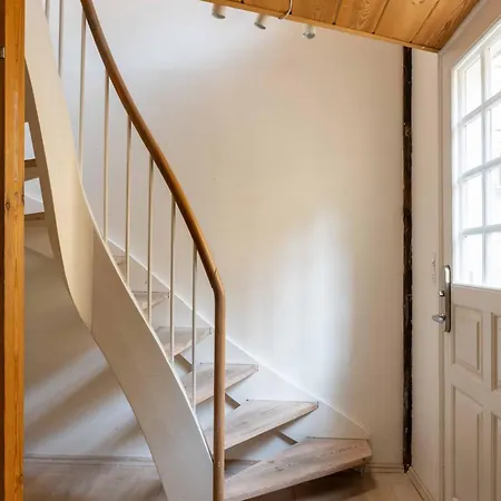 Charming 4br Duplex In Nørrebro