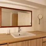 Charming 4br Duplex In Norrebro Apartamento
