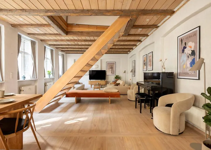 Charming 4br Duplex In Norrebro *