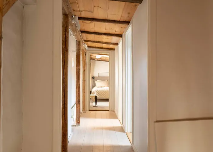 Charming 4br Duplex In Norrebro Appartement *